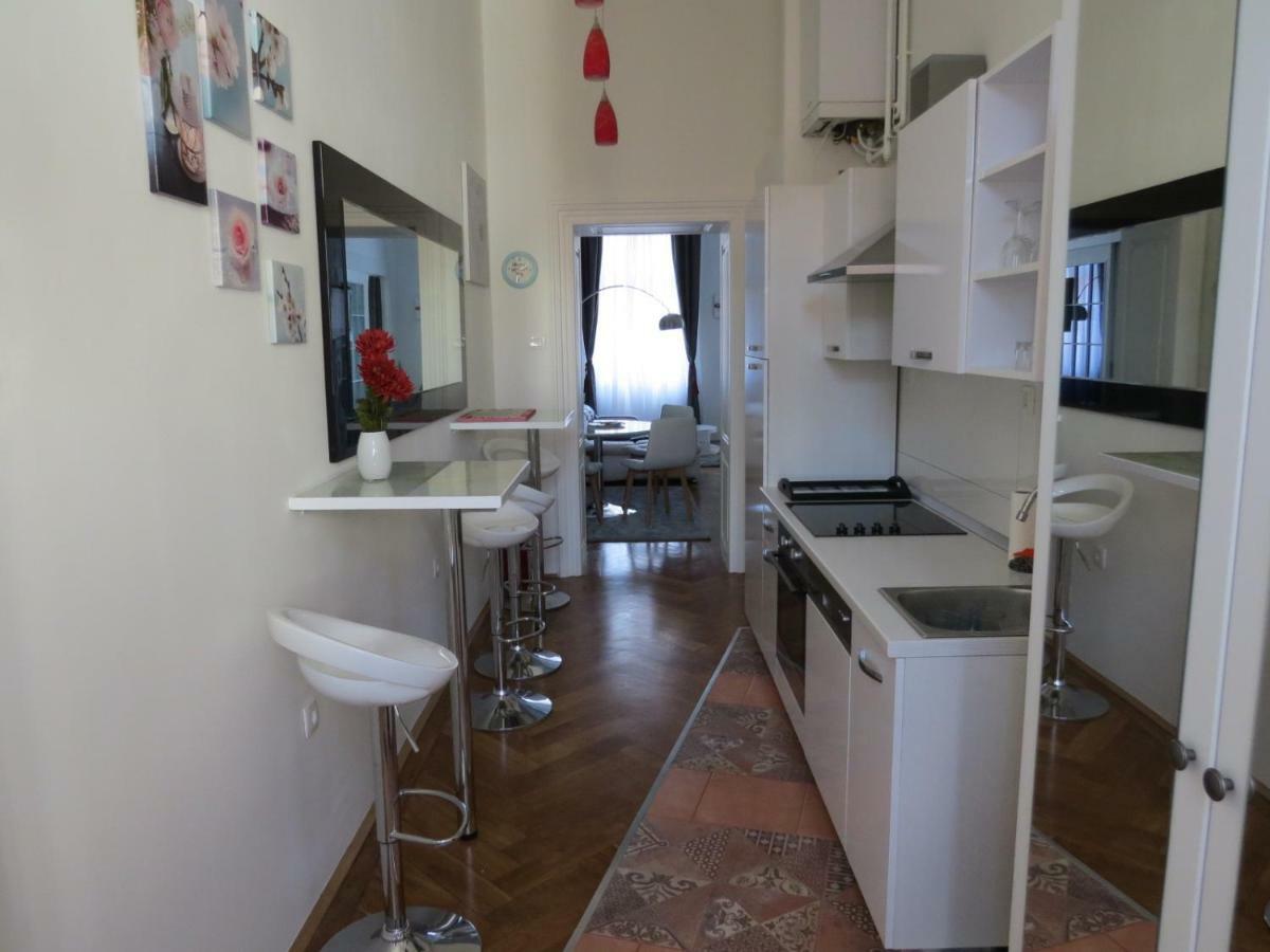 Apartment Zrinjevac Zagreb Ngoại thất bức ảnh