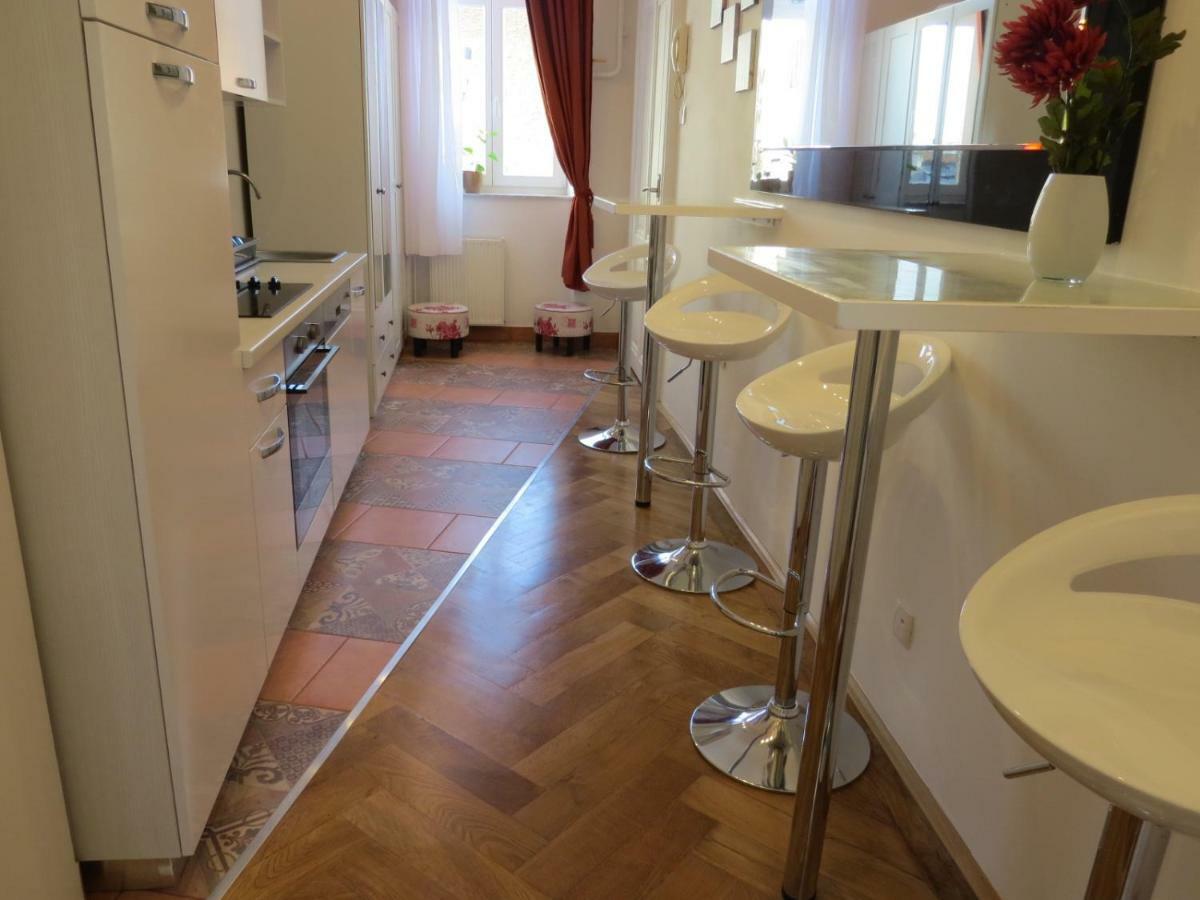 Apartment Zrinjevac Zagreb Ngoại thất bức ảnh